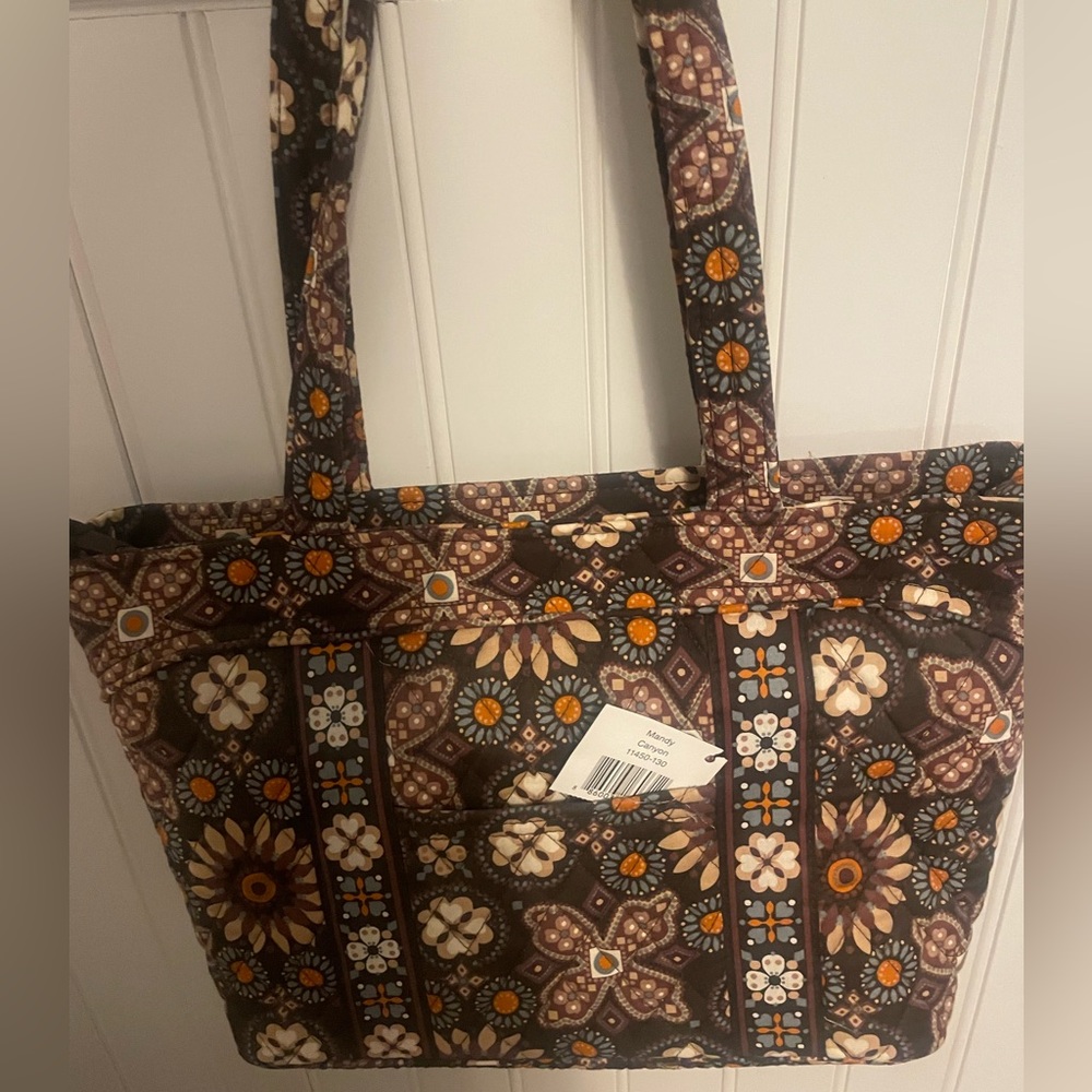 NWT -RETIRED PATTERN- Vera Bradley Mandy Tote in Canyon